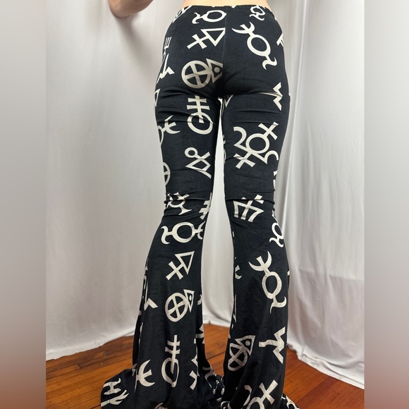 Symbolic bell bottoms flare pants Killstar goth gothic female symbol non-binary - Picture 4 of 8